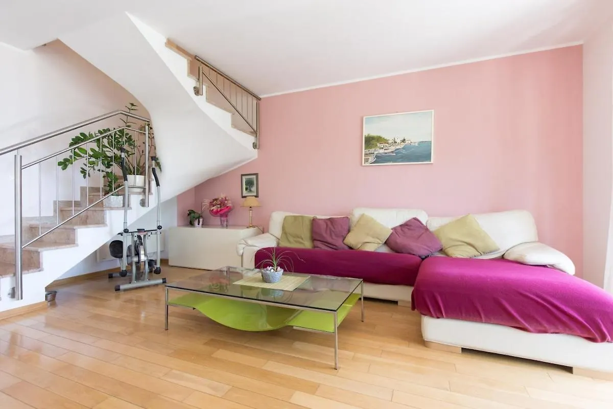 מטולי Apartman Sara S Predivnim Pogledom Na More קרואטיה